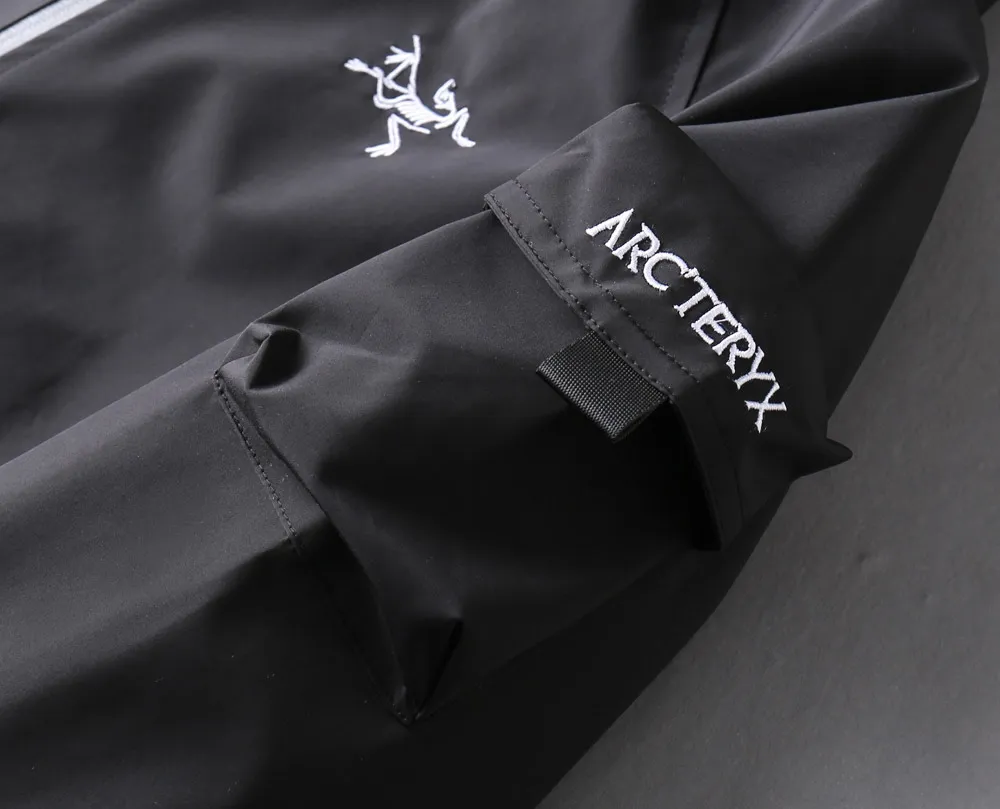 Same Style， ， 2026 New Arrival ， Original Premium Breathable ， ， ， Quality。 ， Sizes：M～3XL，